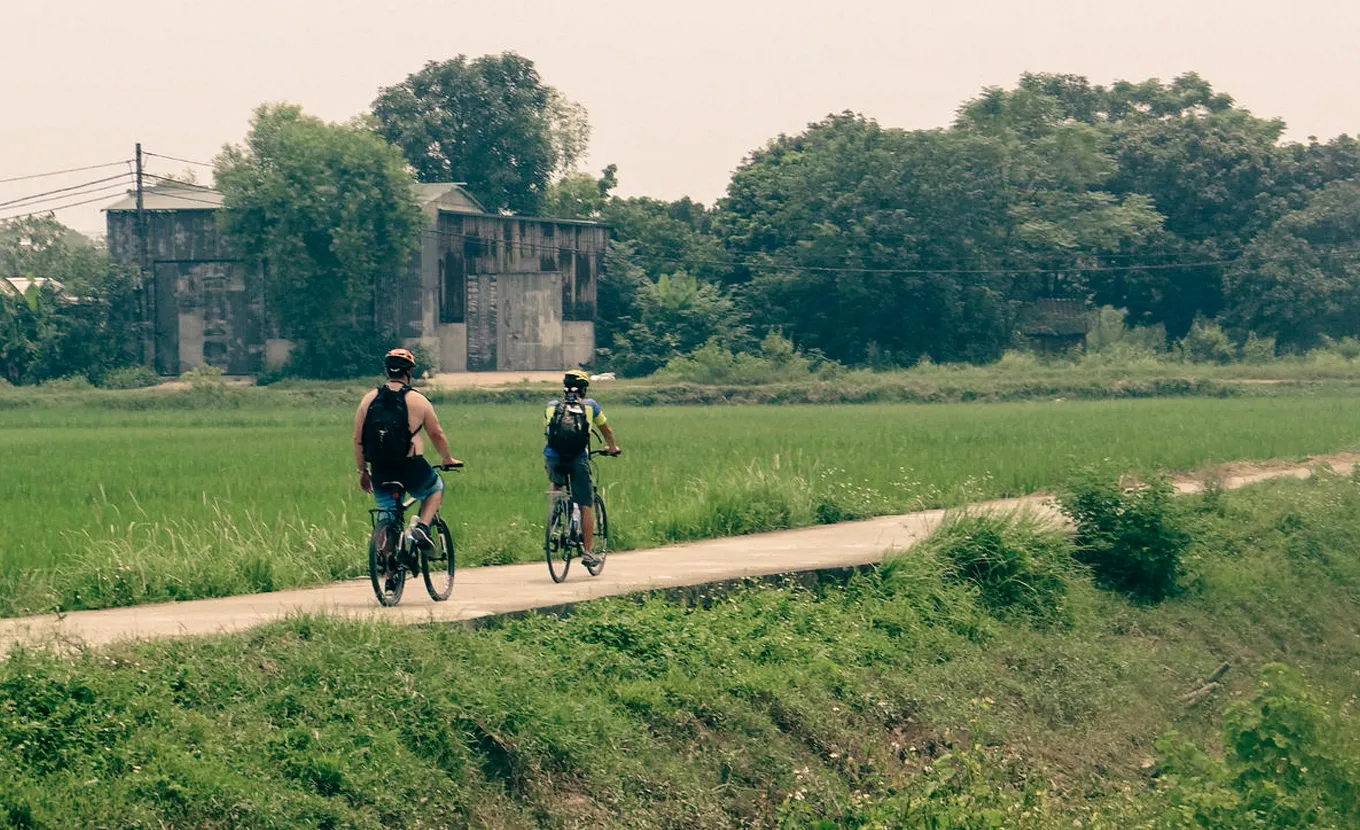 Hanoi Countryside Biking Tour Bat Trang Village 1 Day